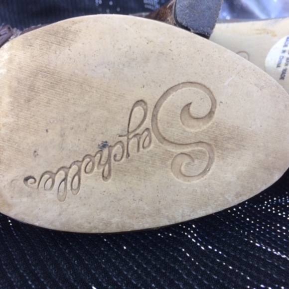 Seychelles Brown Heels with Studs - Picture 4 of 8